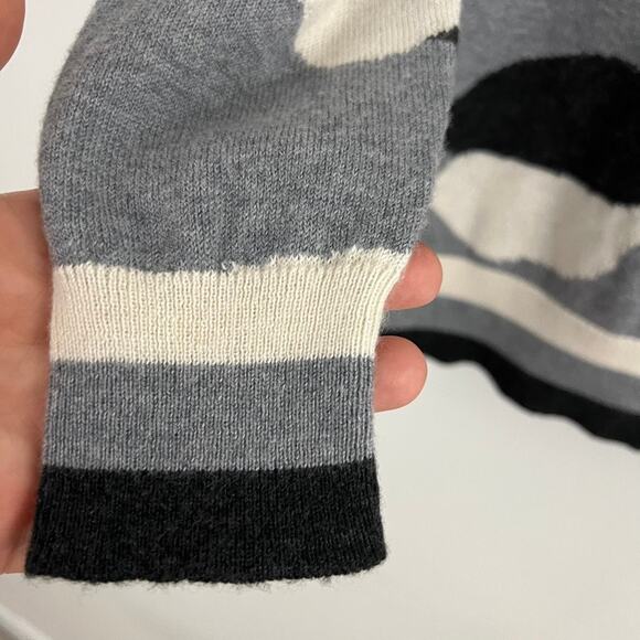 Simple Laguna Sweater Cashmere Silk Blend Women Size 2 Medium - Picture 6 of 11